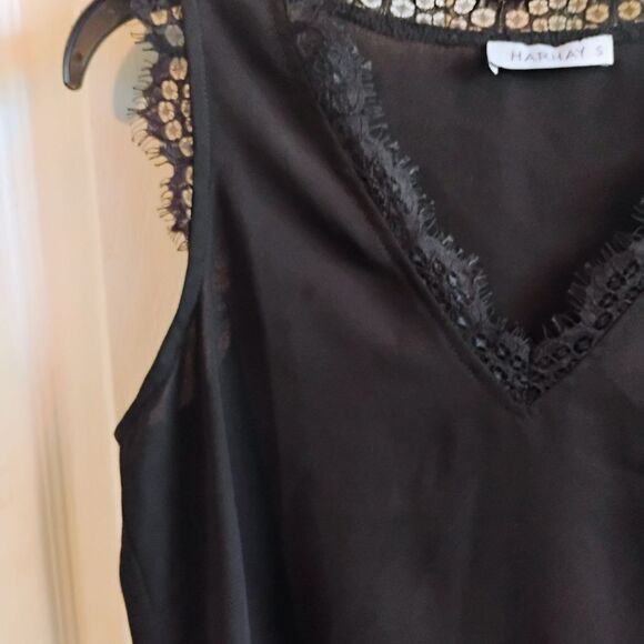 Elegant Black Lace Trim Tank Top - Picture 6 of 12